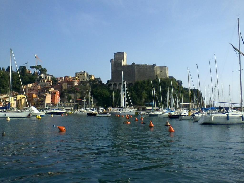 Casa A Lerici Nell'Antico Borgoヴィラ 部屋 写真