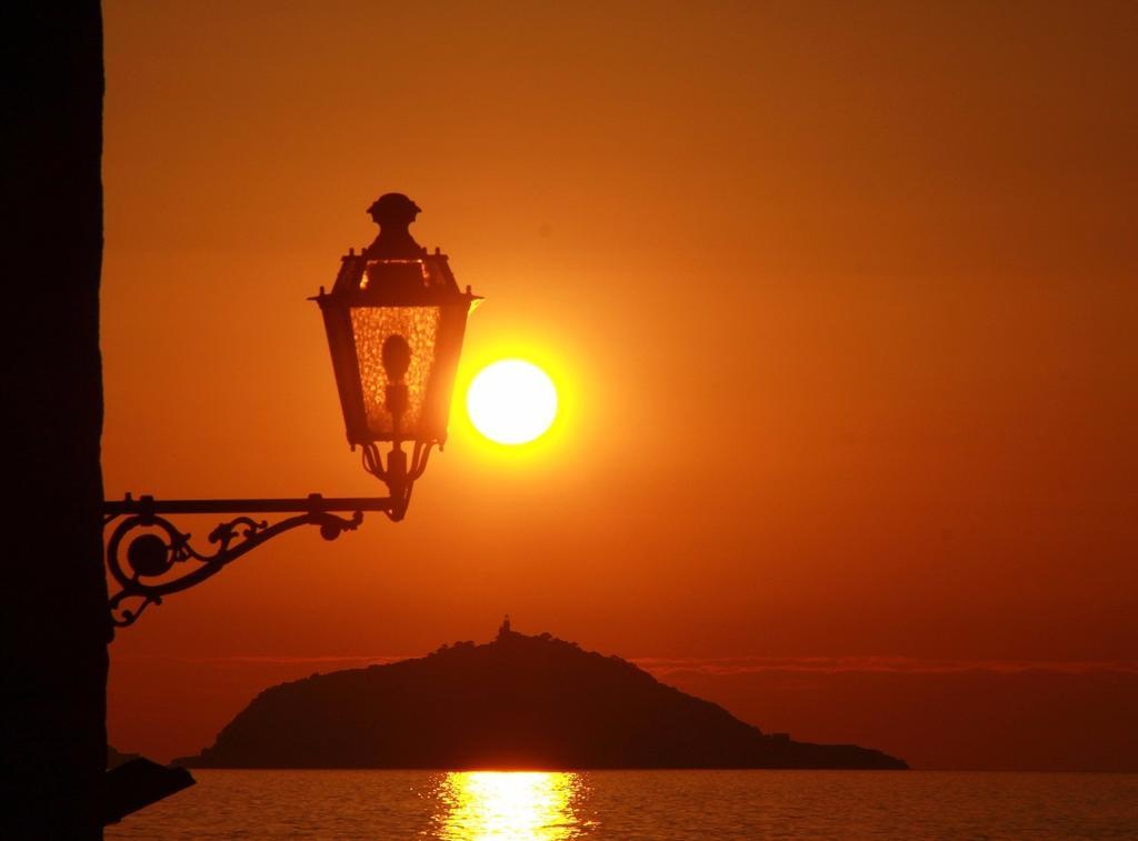 Casa A Lerici Nell'Antico Borgoヴィラ エクステリア 写真